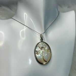 Elegant Sterling 925 Silver and Shell Dragonfly Pendant Necklace